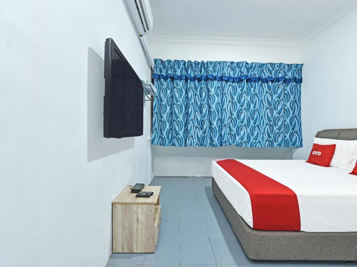 Oyo 90544 M&H Hotel Pengerang Kültér fotó