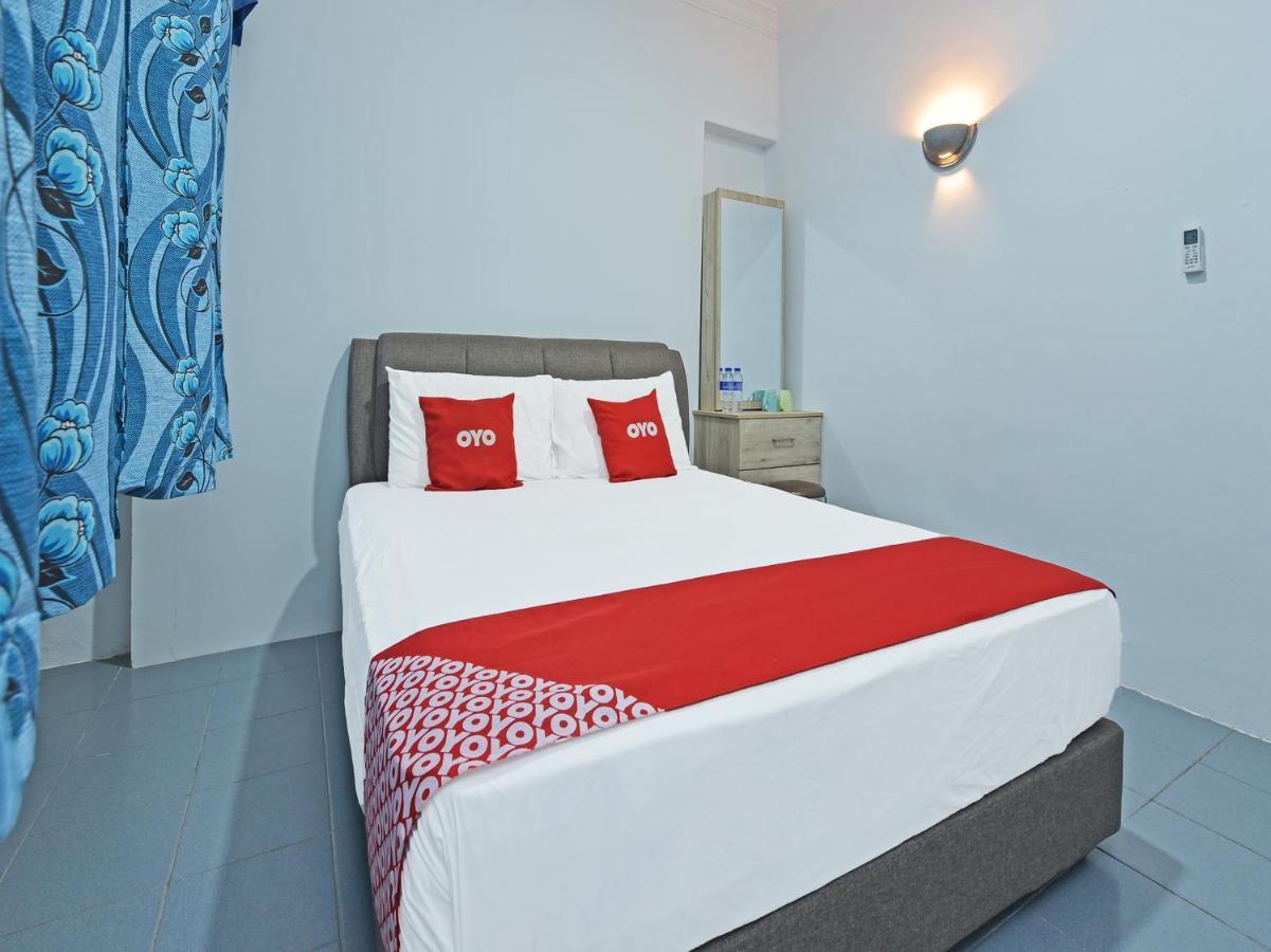 Oyo 90544 M&H Hotel Pengerang Kültér fotó