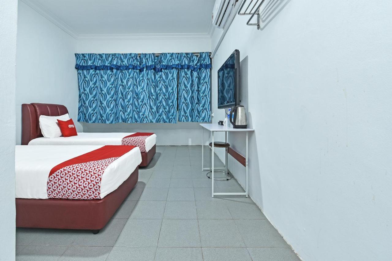 Oyo 90544 M&H Hotel Pengerang Kültér fotó